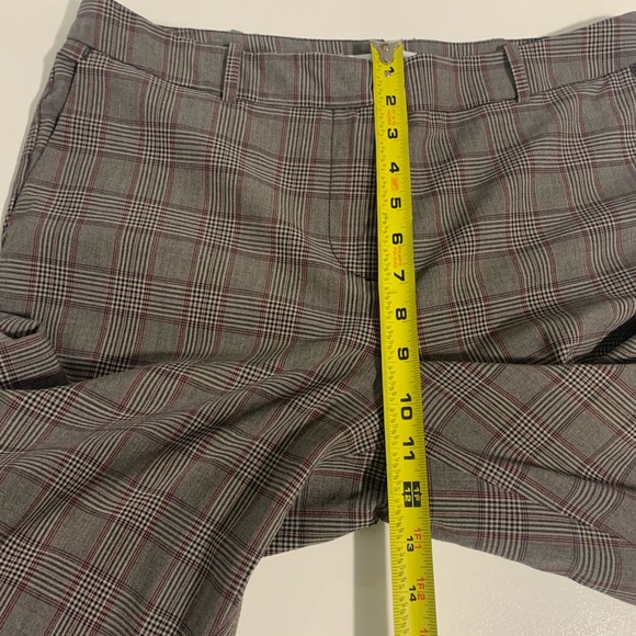 Liz Claiborne plaid pants 10. - Picture 6 of 9
